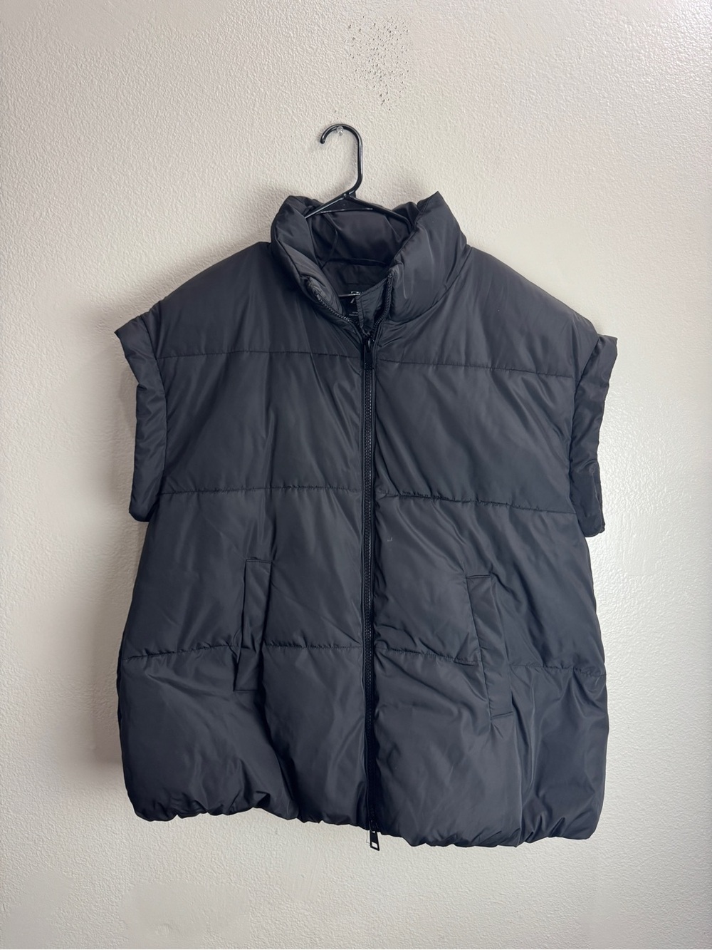 Zara Puffer Vest Jacket Size Medium - Picture 1 of 6